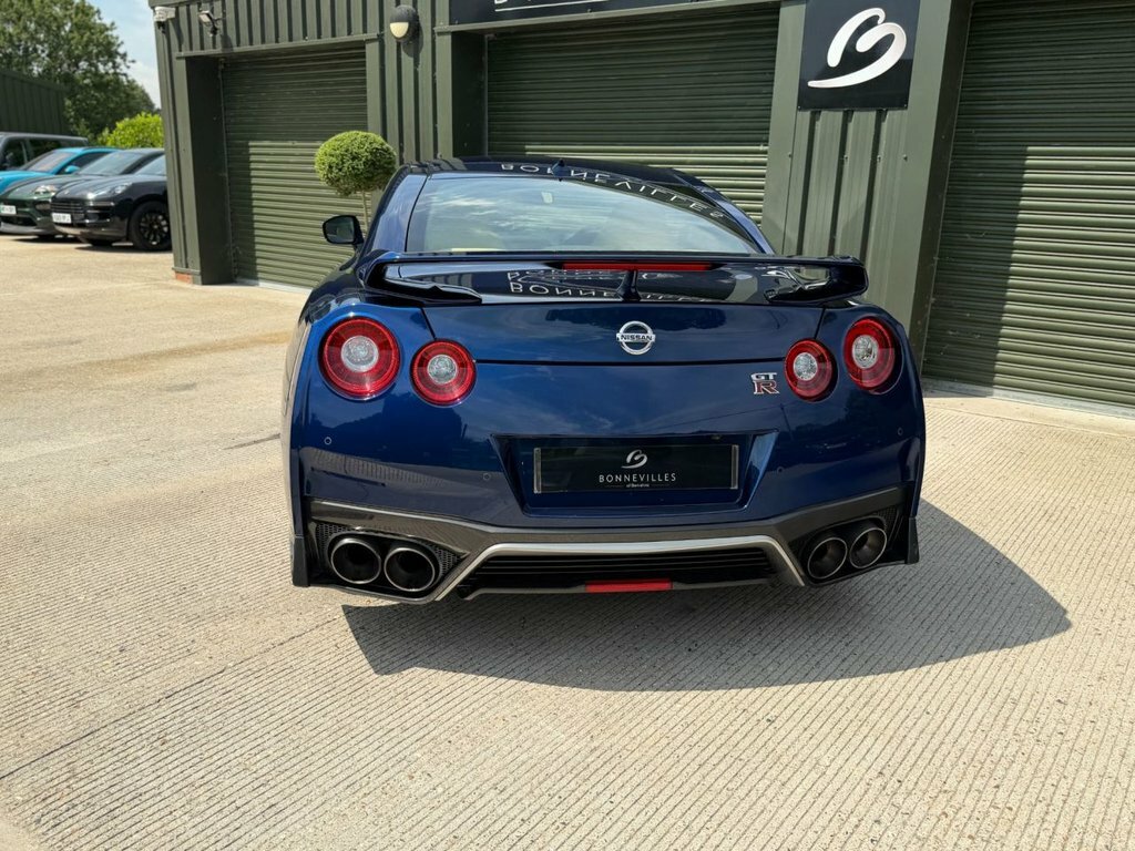 Nissan GT-R Prestige Grey #18