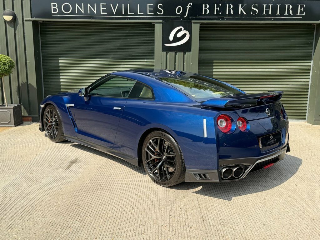Nissan GT-R Prestige Grey #22