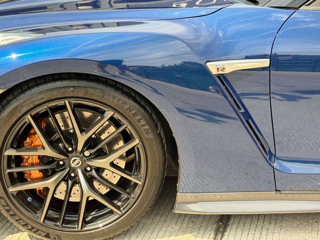 Nissan GT-R Prestige Grey #15