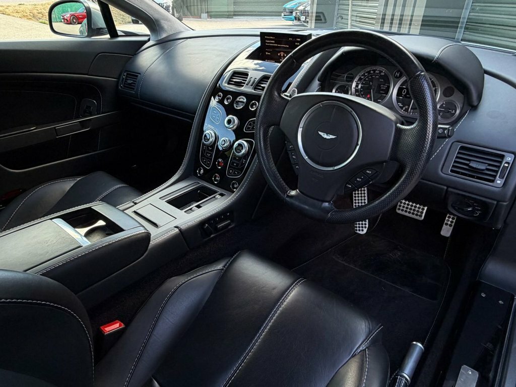 Aston Martin Vantage Aston Martin Vantage 4.7 V8 Sportshift II Euro 6 2  #24