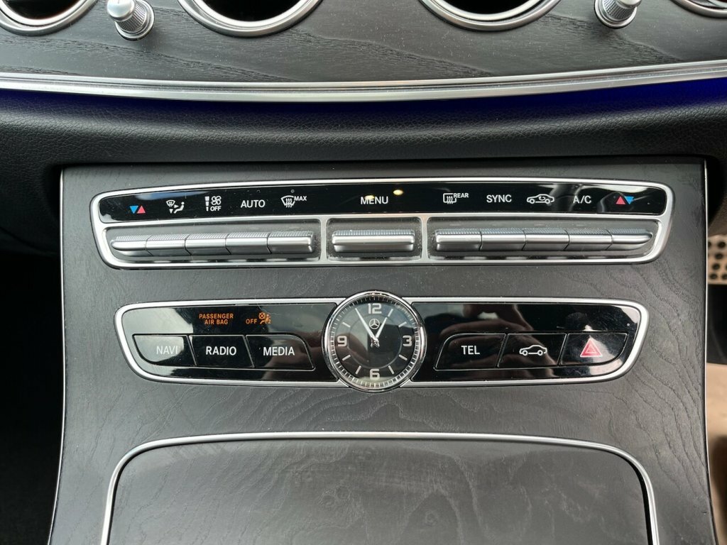 Mercedes-Benz E Class D 2.0 Amg Line Premium Cabriolet G-tronic Euro  #19