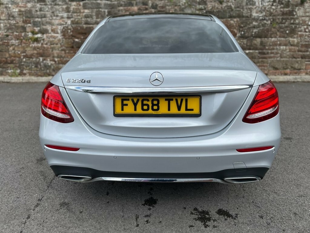 Mercedes-Benz E Class 2L Amg Line Silver #6