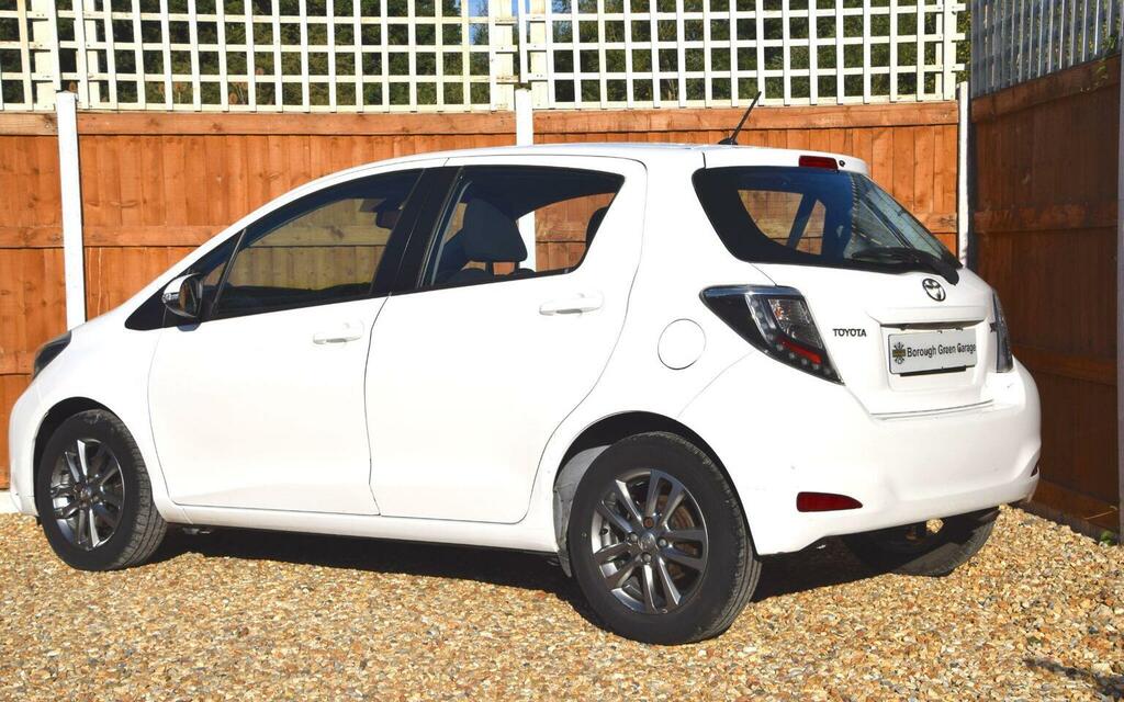 Toyota Yaris 1.33 Dual Vvt-i Icon Plus Euro 5 White #5