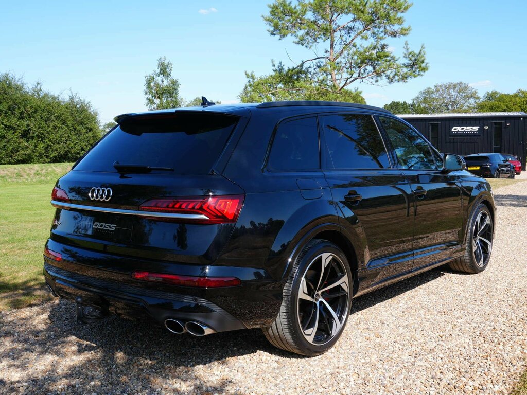 Audi SQ7 4.0 Tfsi V8 Black Edition Suv Tiptronic Black #4
