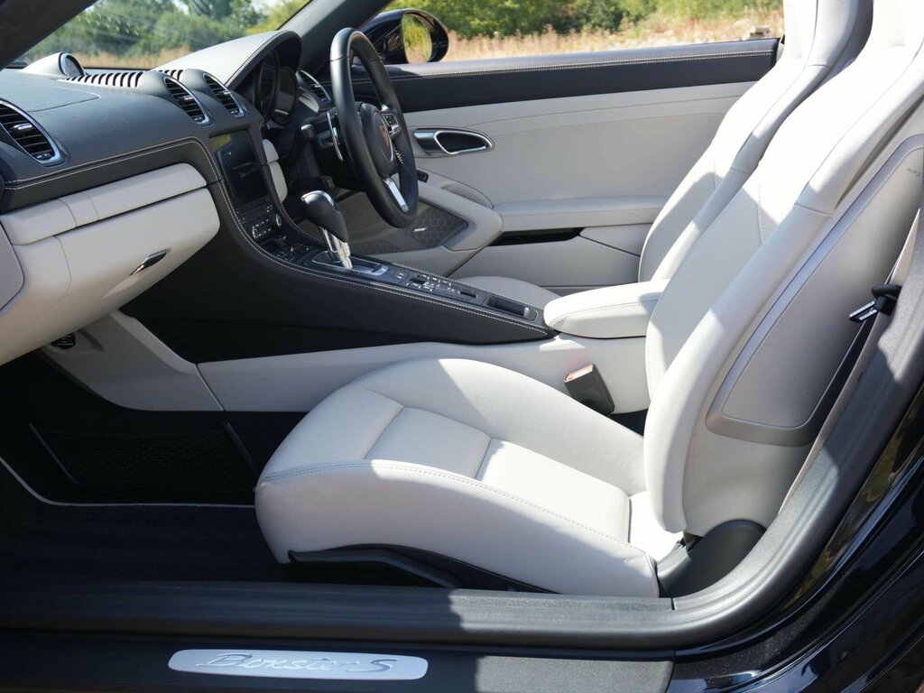 Porsche 718 2.0T Coupe Gpf Pdk Euro 6 Ss 300 Ps Grey #16