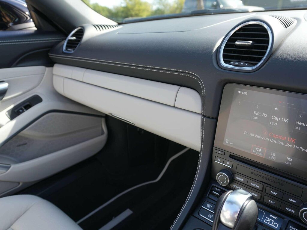 Porsche 718 2.0T Coupe Gpf Pdk Euro 6 Ss 300 Ps Grey #23