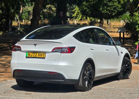 Tesla Model Y 2022 72 Model NJ72VHT White #6