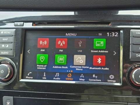 Nissan Qashqai 1.3L Tekna White #17