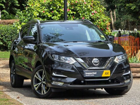 Nissan Qashqai 1.3L Tekna White #39