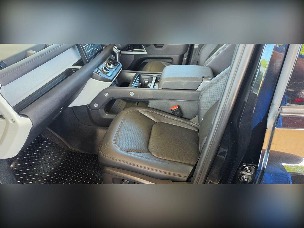 Land Rover Defender 110 3.0 D250 Mhev Hse Suv 4Wd 250 Ps #24