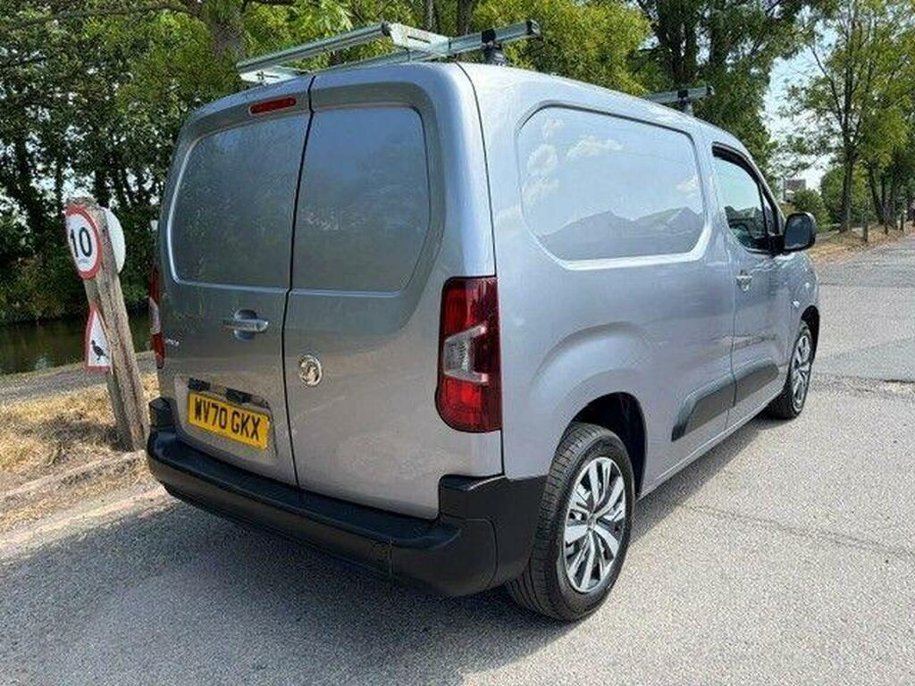 Vauxhall Combo 1.5 Turbo D 2300 Sportive L2 H1 Euro 6 White #7