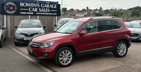 Volkswagen Tiguan 2.0 Tiguan Match Red #3