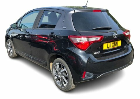 Toyota Yaris 1.5 Vvt-h Gr Sport Hatchback Hybrid E-c Black #3