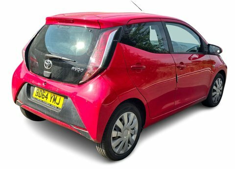 Toyota Aygo X 1.0-Vvt-i-x-euro-5-3dr-euro-5 White #4
