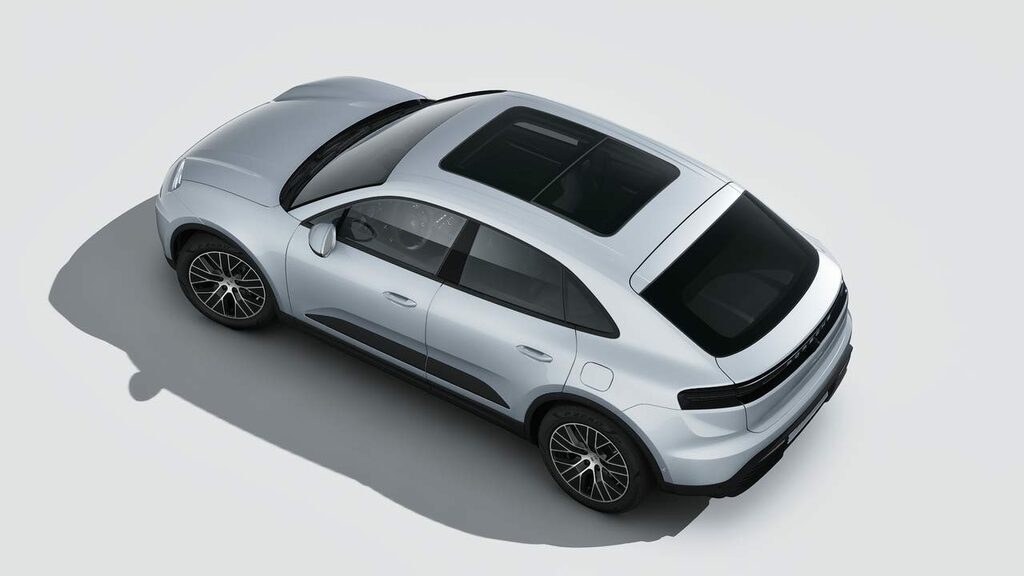 Porsche Macan Electric Silver #4