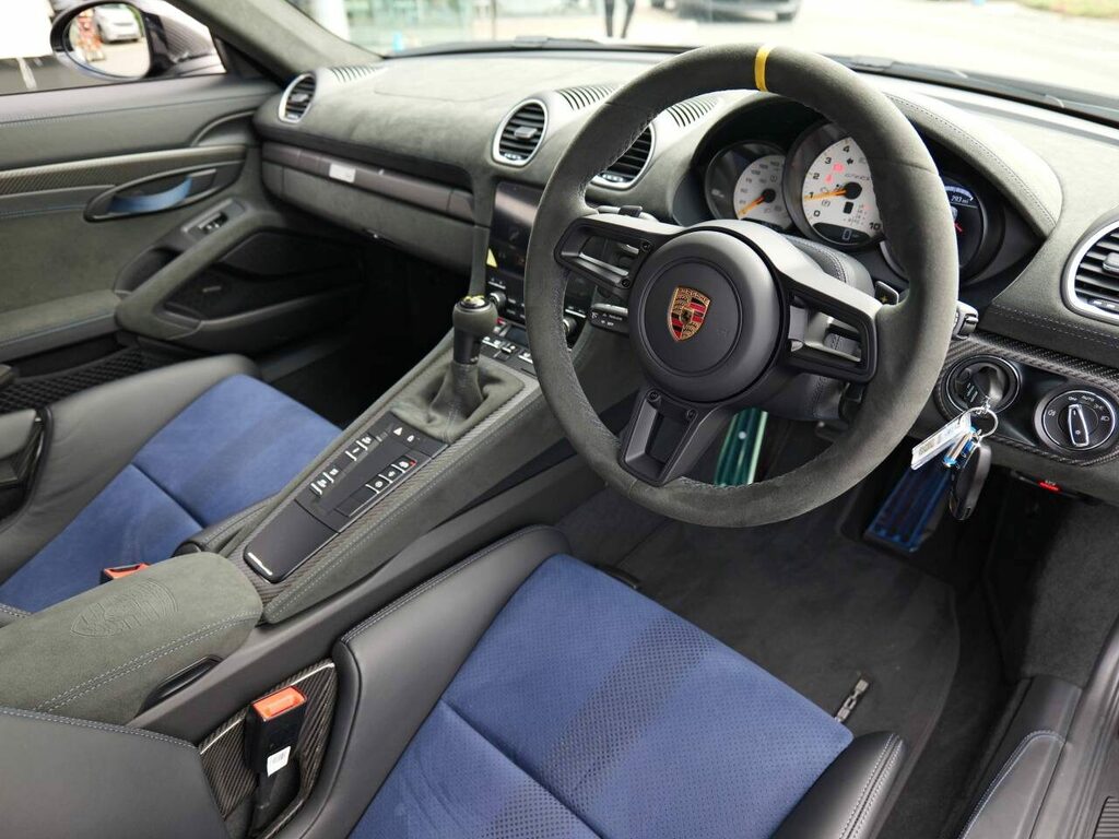 Porsche 718 Petrol Black #4