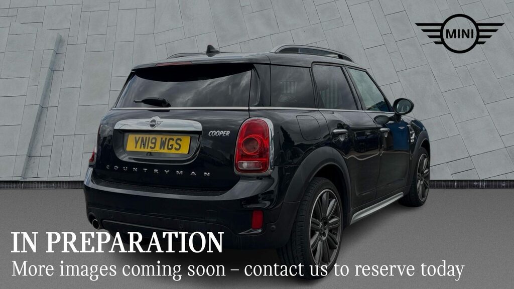 Mini Countryman Petrol Black