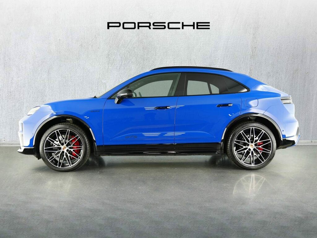Porsche Macan Electric Blue #2