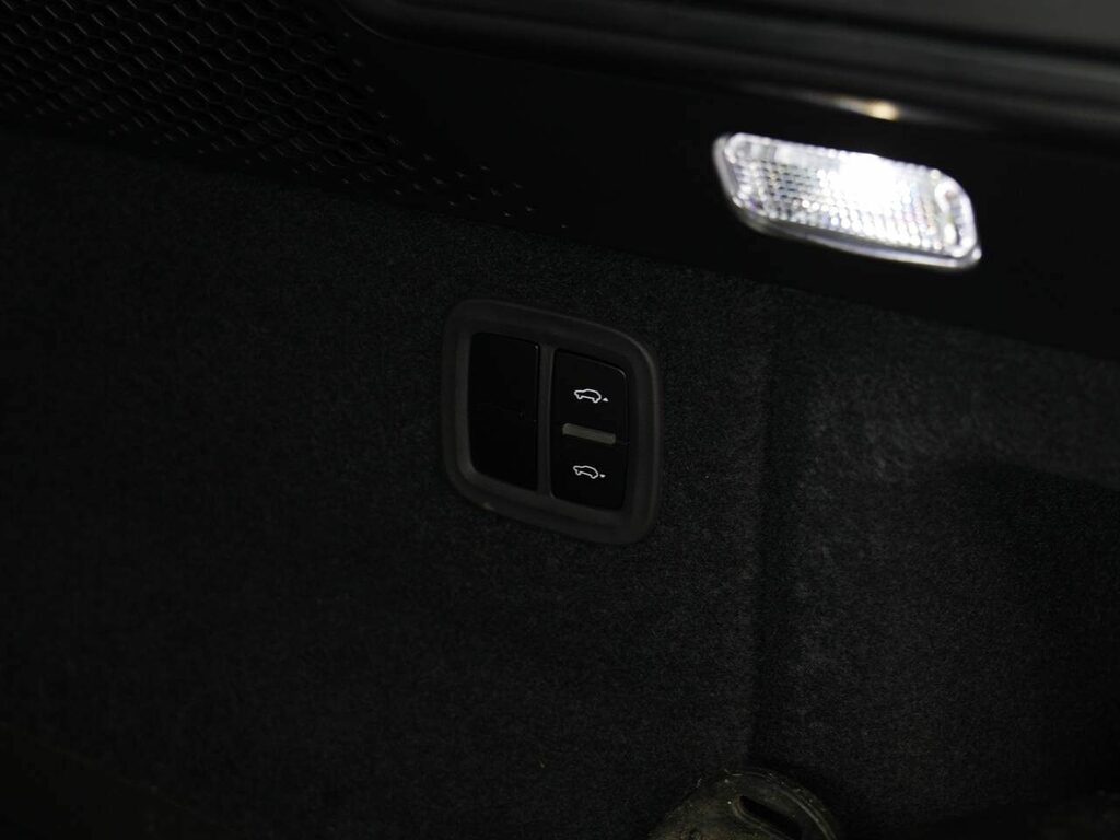 Porsche Macan V6 Gts Pdk Euro 6 Grey #40