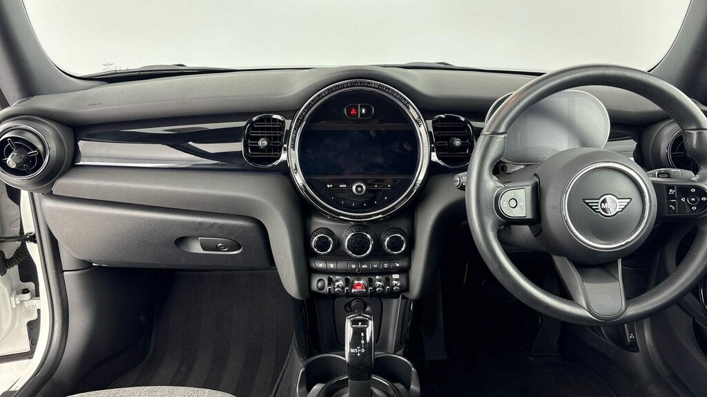 Mini Convertible Cooper Classic White #4