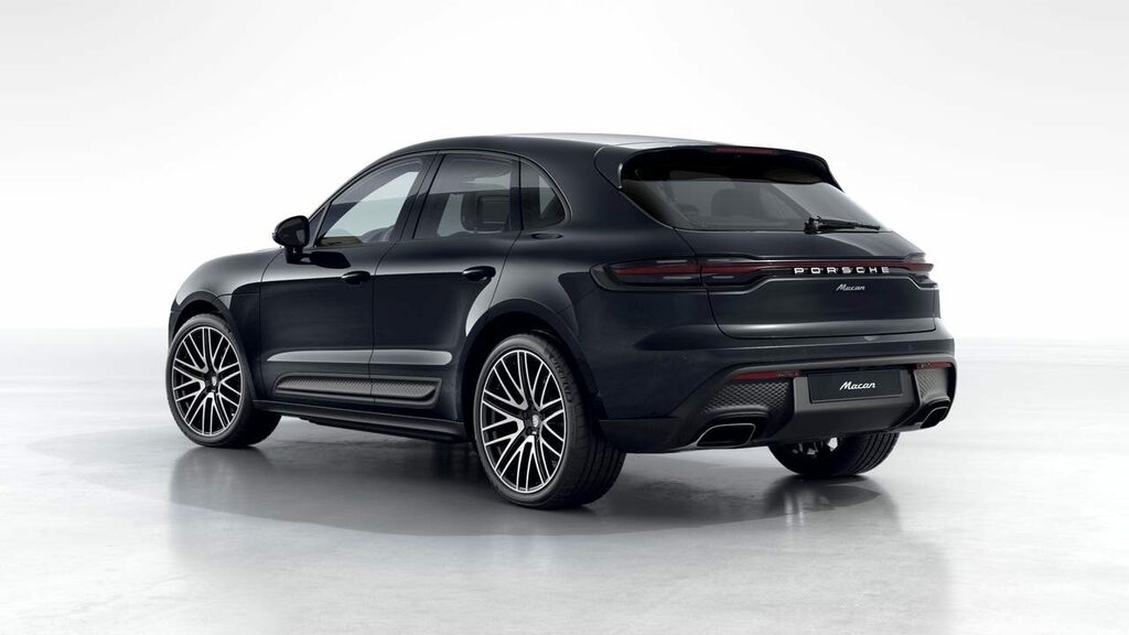 Porsche Macan Petrol Black #3