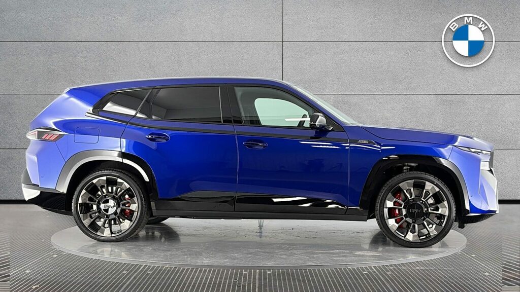 BMW XM Suv M666PWR Blue #3