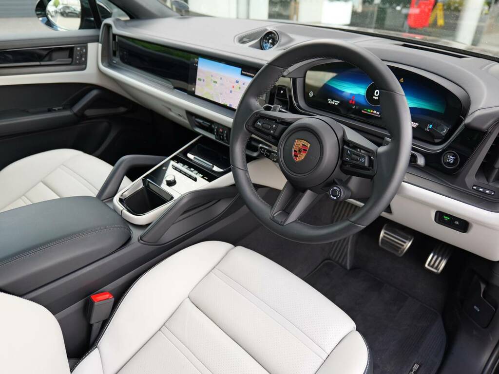 Porsche Cayenne S E-hybrid Coup233 Black Edition Black #4