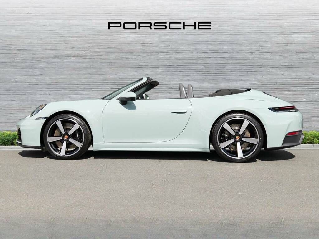 Porsche 911 Carrera 4S Cabriolet  Green #2