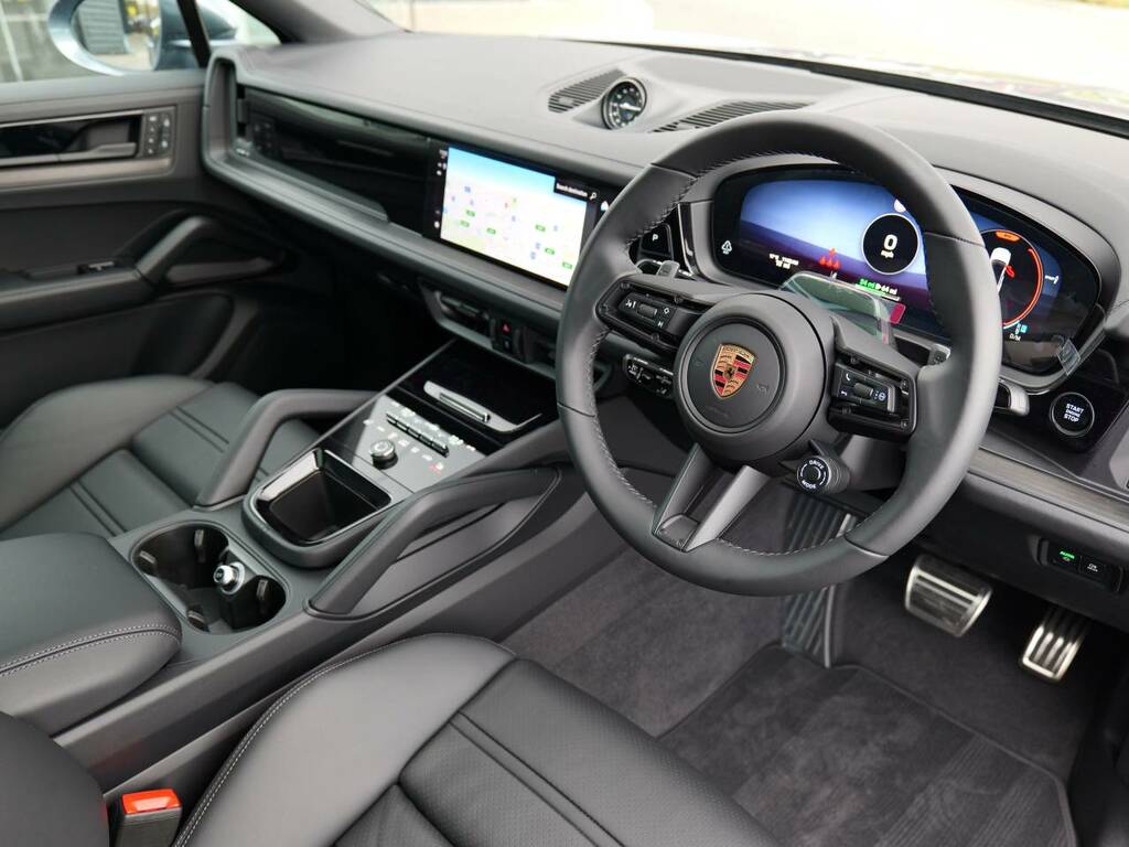 Porsche Cayenne S E-hybrid Coup233 Black Edition Grey #4