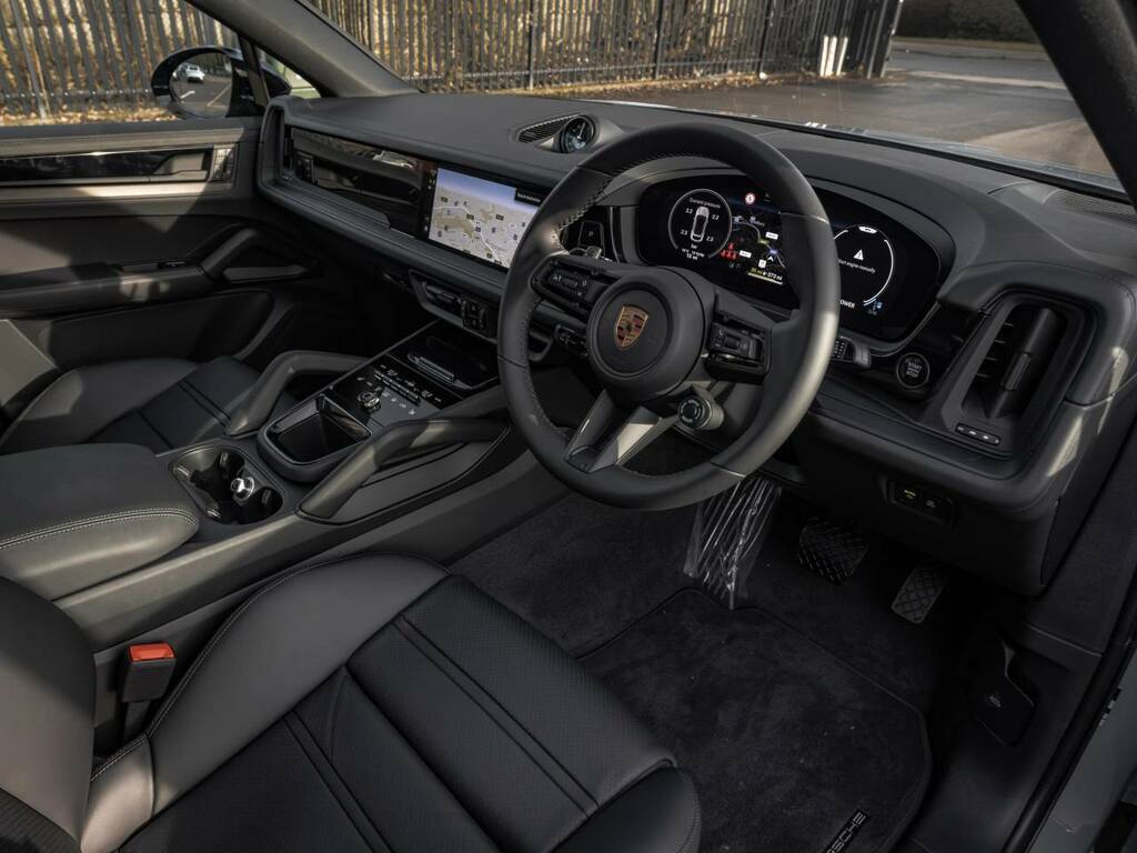 Porsche Cayenne E-hybrid Coup233 Black Edition Grey #4