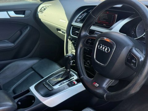 Audi S5 3.0 S5 Sportback MJ61YUD White #2