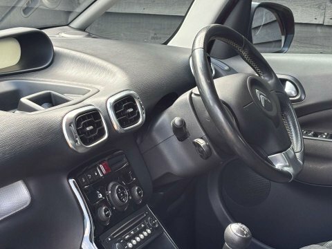 Citroen C3 Picasso 1.2 C3 Picasso Red #4