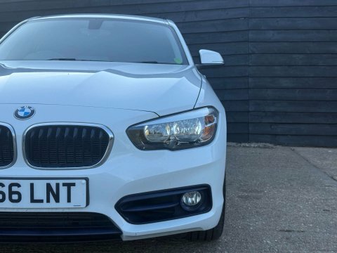 BMW 1 Series 2.0 118D Sport OU66LNT White #2
