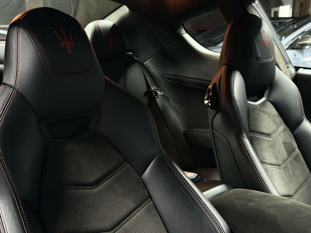 Maserati GranTurismo S Grey #100