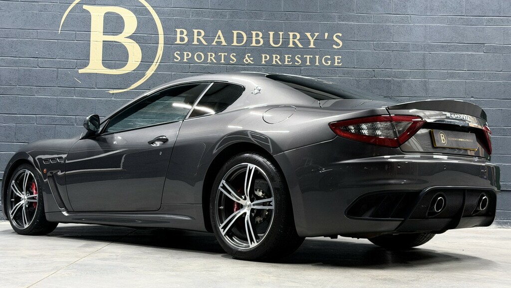 Maserati GranTurismo S Grey #79
