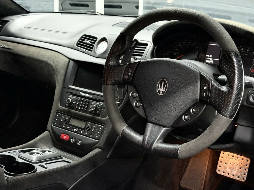 Maserati GranTurismo S Grey #95