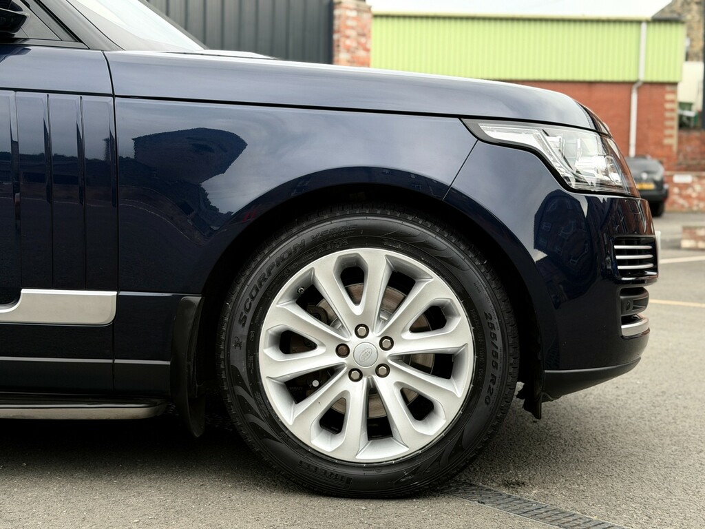 Land Rover Range Rover 4.4 Sdv8 339 Bhp Grey #28