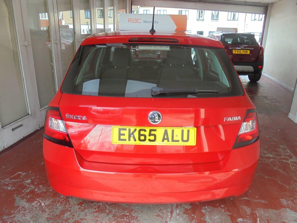 Skoda Fabia 1.0 Se Euro 6 Ss Red #4