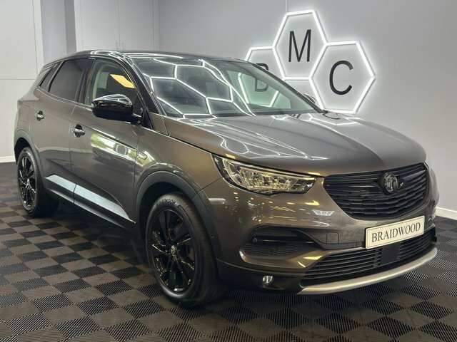 Vauxhall Grandland X Sri Nav Grey