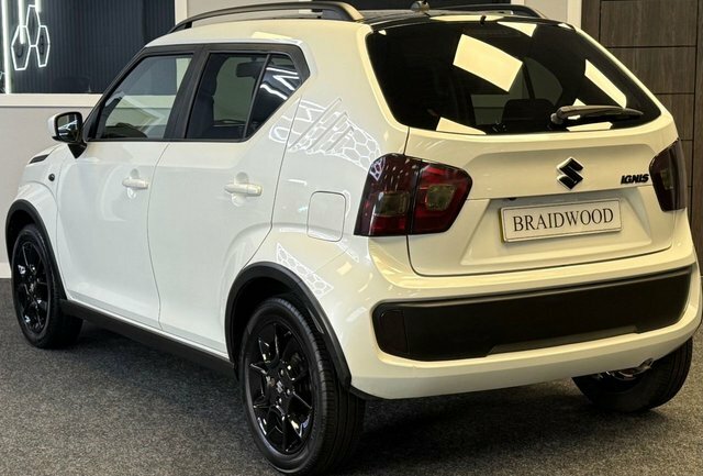Suzuki Ignis Hatchback White #4