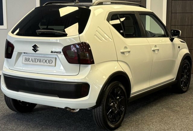 Suzuki Ignis Hatchback White #6