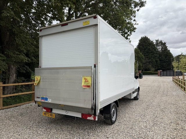Mercedes-Benz Sprinter 315 Cdi Progressive Luton KN72RRU White #4