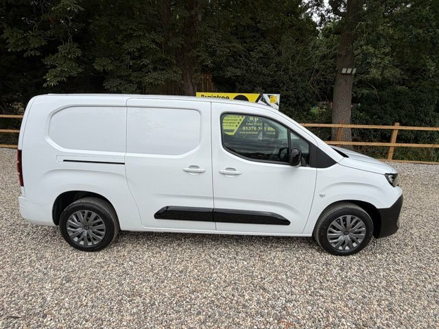 Peugeot Partner Bluehdi 950 Asphalt Long KO24VBJ White #3