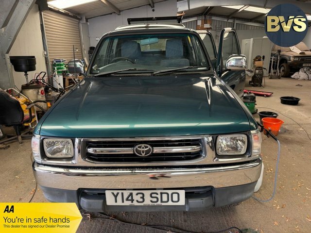 Toyota HILUX Gx 4X4 Double Green #3