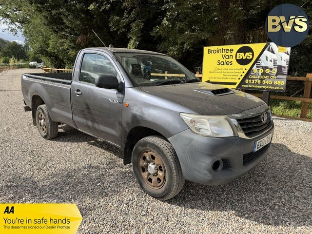 Toyota HILUX D-4d Hl2 Pickup Grey