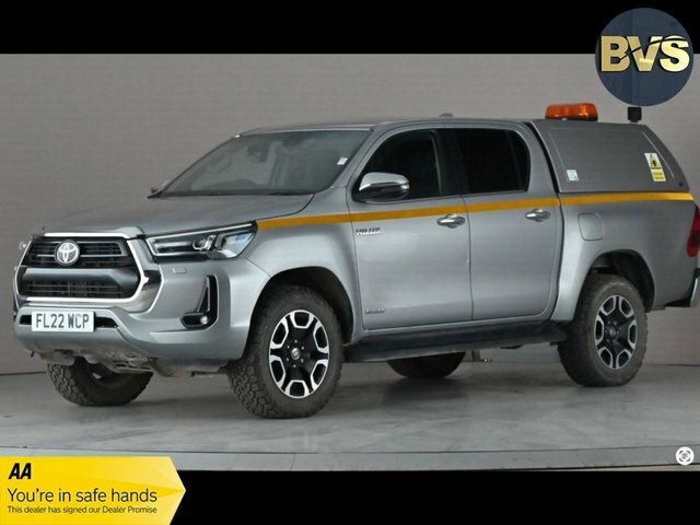 Toyota HILUX D-4d Invincible Pickup Double Silver