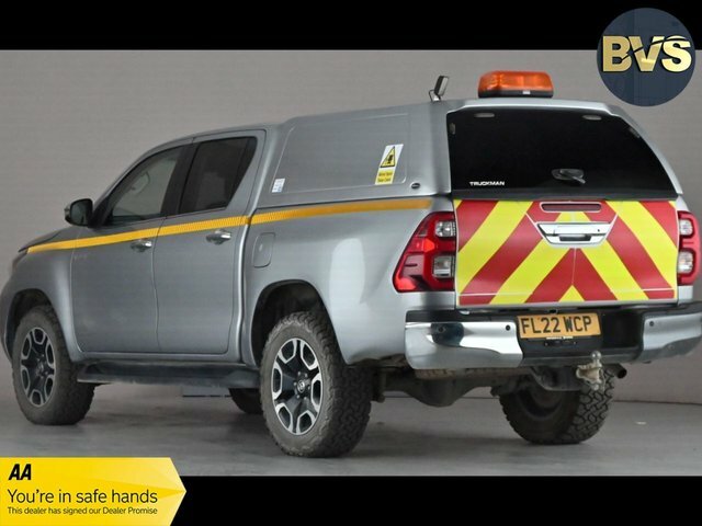 Toyota HILUX D-4d Invincible Pickup Double Silver #3