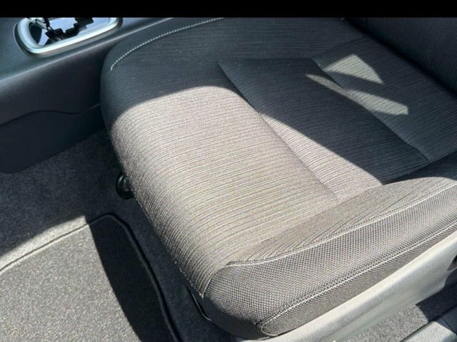 Toyota HILUX Active Pick Up 2.4 D-4d Grey #12