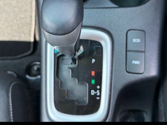 Toyota HILUX Active Pick Up 2.4 D-4d Grey #16