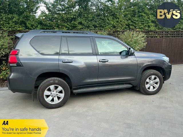 Toyota Land Cruiser Active Navi Panel Van Grey #2